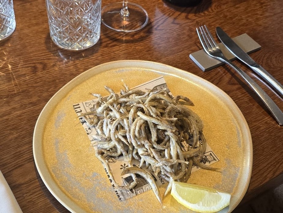 Els sonsos de Les Corones. Durant les Jornades Gastronòmiques del sonso de l'Estartit els podreu tastar com un plat individual o bé dins el menú especial del sonso que hem preparat i que podreu tastar a partir d'aquest divendres, 15 de maig de 2026.